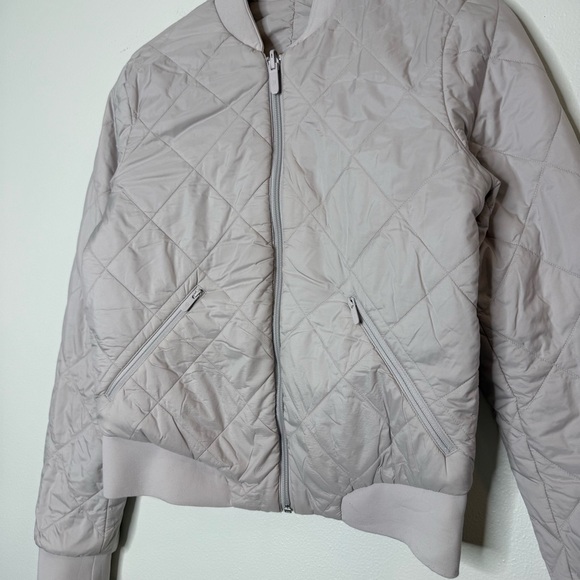 Lululemon Women’s Reversible Bomber Jacket in Pale Blush Pink size 4 - Picture 6 of 16